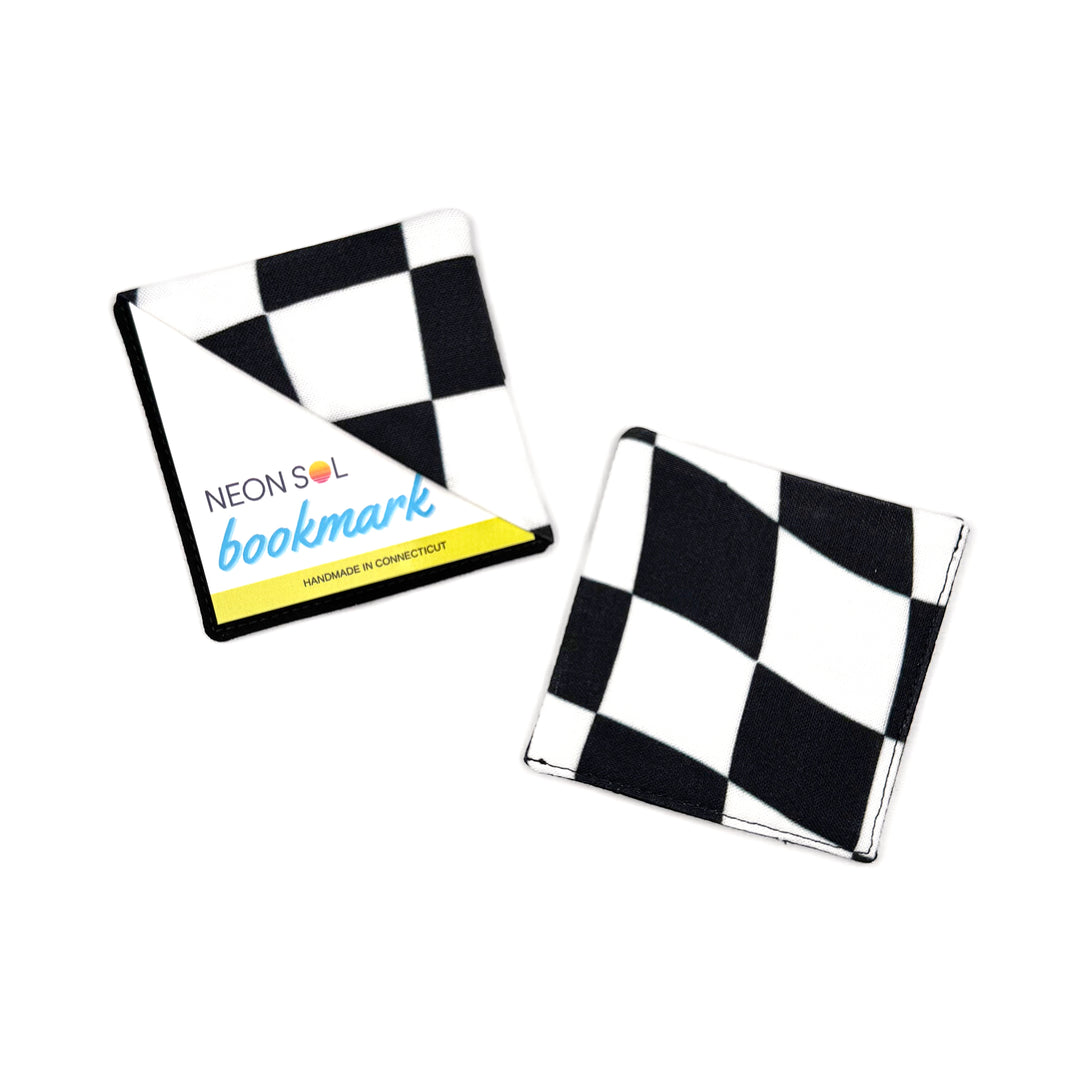 Corner Bookmark | wavy checks