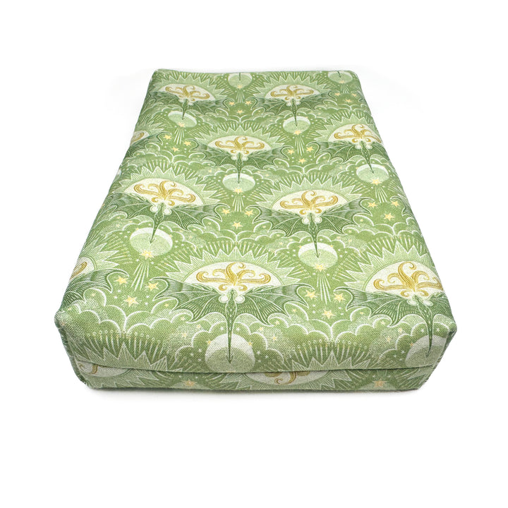 Book Sleeve | green dragons